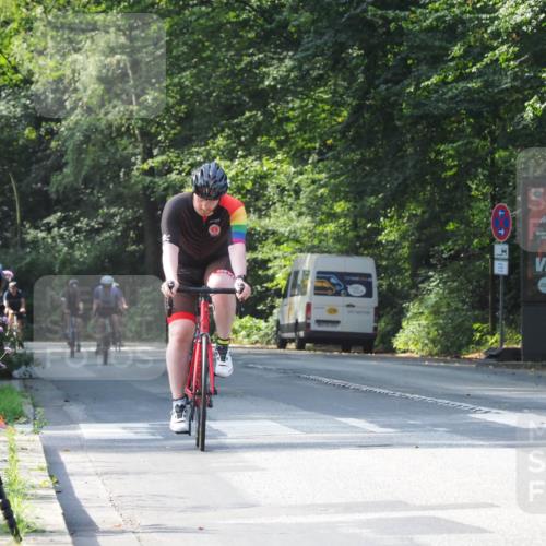08.09.2024 - Stadtparktriathlon Zöllner http://msf.ph/oto/7004467 08.09.2024 11:26:14 Radfahren 490, 539, 571, 592, 624, 640, 642 meine-sportfotos.de