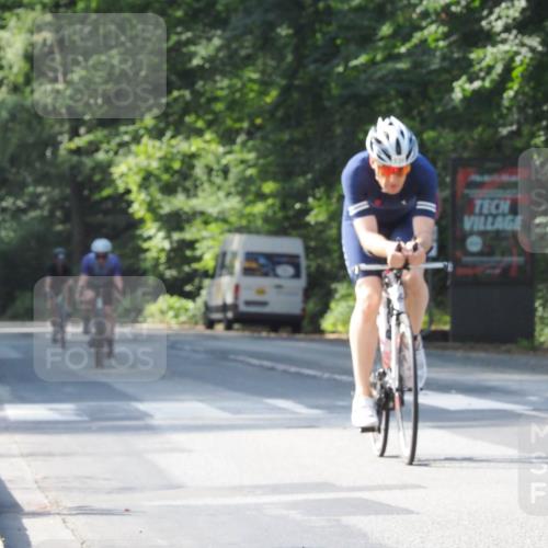 08.09.2024 - Stadtparktriathlon Zöllner http://msf.ph/oto/7004493 08.09.2024 11:26:16 Radfahren 490, 539, 571, 592, 624, 640, 642 meine-sportfotos.de