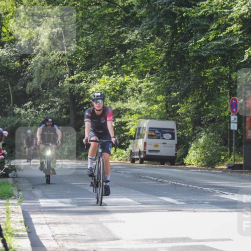 08.09.2024 - Stadtparktriathlon Zöllner http://msf.ph/oto/7004688 08.09.2024 11:28:29 Radfahren 463, 506, 661 meine-sportfotos.de