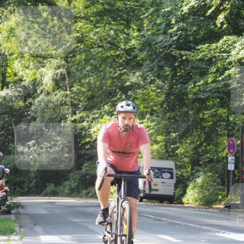 08.09.2024 - Stadtparktriathlon Zöllner http://msf.ph/oto/7004747 08.09.2024 11:29:03 Radfahren 500 meine-sportfotos.de
