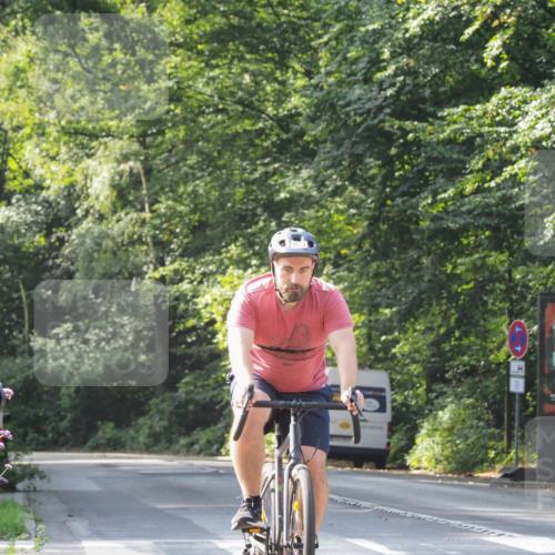 08.09.2024 - Stadtparktriathlon Zöllner http://msf.ph/oto/7004752 08.09.2024 11:29:03 Radfahren 500 meine-sportfotos.de