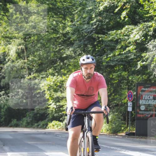 08.09.2024 - Stadtparktriathlon Zöllner http://msf.ph/oto/7004762 08.09.2024 11:29:04 Radfahren 500 meine-sportfotos.de