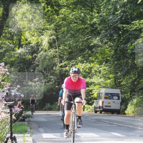 08.09.2024 - Stadtparktriathlon Zöllner http://msf.ph/oto/7004922 08.09.2024 11:30:04 Radfahren 613, 626, 645 meine-sportfotos.de