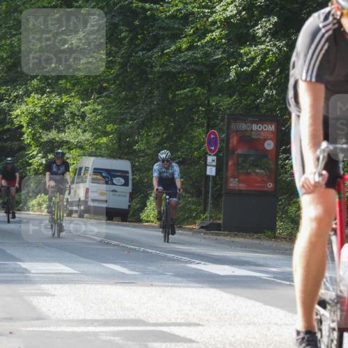 08.09.2024 - Stadtparktriathlon Zöllner http://msf.ph/oto/7005013 08.09.2024 11:30:35 Radfahren 487, 524, 531, 541, 588, 606, 621 meine-sportfotos.de