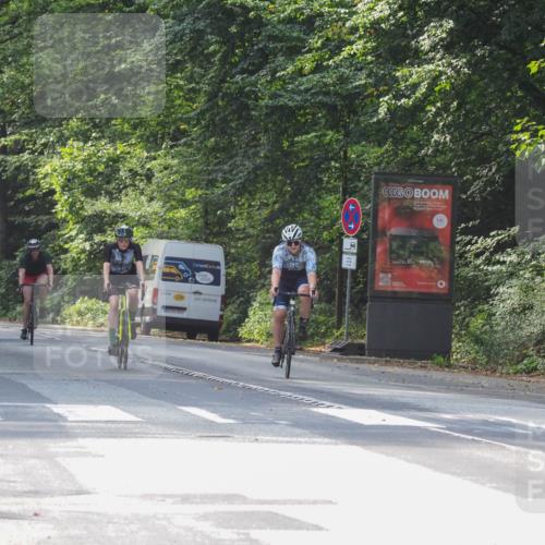 08.09.2024 - Stadtparktriathlon Zöllner http://msf.ph/oto/7005018 08.09.2024 11:30:35 Radfahren 487, 524, 531, 541, 588, 606, 621 meine-sportfotos.de