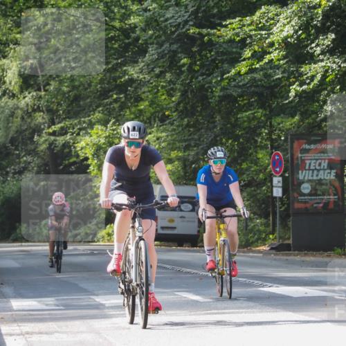08.09.2024 - Stadtparktriathlon Zöllner http://msf.ph/oto/7005468 08.09.2024 11:33:17 Radfahren 564, 571, 577, 582, 583, 592, 622 meine-sportfotos.de