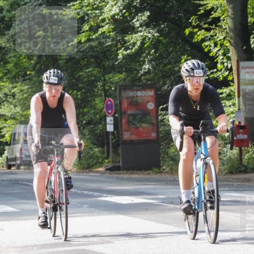 08.09.2024 - Stadtparktriathlon Zöllner http://msf.ph/oto/7005577 08.09.2024 11:33:51 Radfahren 614, 624 meine-sportfotos.de