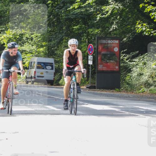 08.09.2024 - Stadtparktriathlon Zöllner http://msf.ph/oto/7005863 08.09.2024 11:35:55 Radfahren 468, 586, 589, 647 meine-sportfotos.de