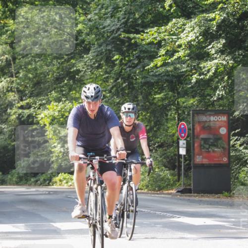 08.09.2024 - Stadtparktriathlon Zöllner http://msf.ph/oto/7005922 08.09.2024 11:36:08 Radfahren 470, 661 meine-sportfotos.de