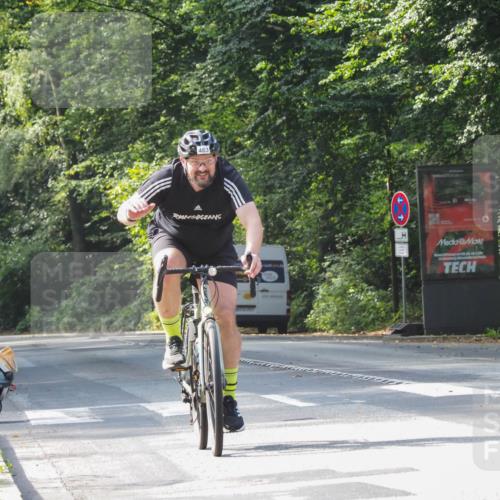 08.09.2024 - Stadtparktriathlon Zöllner http://msf.ph/oto/7006029 08.09.2024 11:36:34 Radfahren 463 meine-sportfotos.de