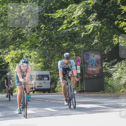 08.09.2024 - Stadtparktriathlon Zöllner http://msf.ph/oto/7006207 08.09.2024 11:37:40 Radfahren 528, 563, 574, 587, 634, 653, 686, 704 meine-sportfotos.de