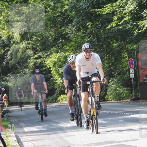08.09.2024 - Stadtparktriathlon Zöllner http://msf.ph/oto/7006308 08.09.2024 11:37:50 Radfahren 528, 563, 616, 634, 653, 679, 680, 686, 695, 741 meine-sportfotos.de