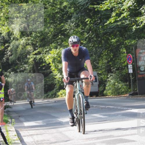 08.09.2024 - Stadtparktriathlon Zöllner http://msf.ph/oto/7006342 08.09.2024 11:37:52 Radfahren 563, 616, 634, 679, 680, 686, 695, 741 meine-sportfotos.de