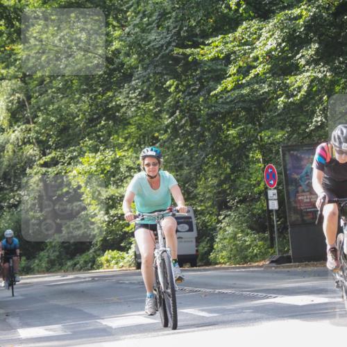 08.09.2024 - Stadtparktriathlon Zöllner http://msf.ph/oto/7006461 08.09.2024 11:38:07 Radfahren 591, 596, 610, 645, 649, 663, 694 meine-sportfotos.de