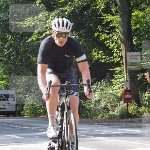 08.09.2024 - Stadtparktriathlon Zöllner http://msf.ph/oto/7006599 08.09.2024 11:38:47 Radfahren 588, 667, 705 meine-sportfotos.de