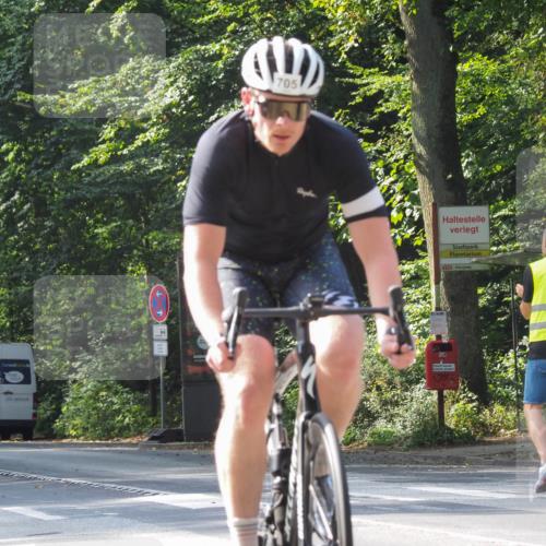 08.09.2024 - Stadtparktriathlon Zöllner http://msf.ph/oto/7006606 08.09.2024 11:38:47 Radfahren 588, 667, 705 meine-sportfotos.de
