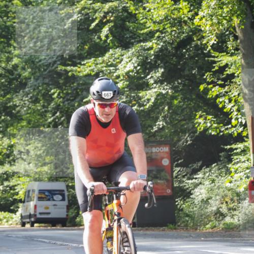 08.09.2024 - Stadtparktriathlon Zöllner http://msf.ph/oto/7006632 08.09.2024 11:38:55 Radfahren 588, 667, 674, 676, 710 meine-sportfotos.de