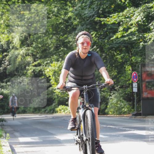 08.09.2024 - Stadtparktriathlon Zöllner http://msf.ph/oto/7006748 08.09.2024 11:39:22 Radfahren 613, 648, 728 meine-sportfotos.de