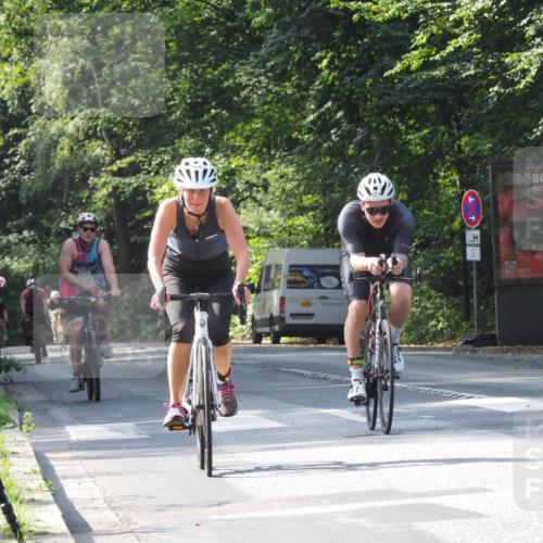 08.09.2024 - Stadtparktriathlon Zöllner http://msf.ph/oto/7006785 08.09.2024 11:39:50 Radfahren 606, 655, 673, 709 meine-sportfotos.de