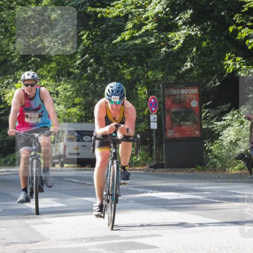 08.09.2024 - Stadtparktriathlon Zöllner http://msf.ph/oto/7006798 08.09.2024 11:39:52 Radfahren 500, 606, 655, 665, 673, 709 meine-sportfotos.de