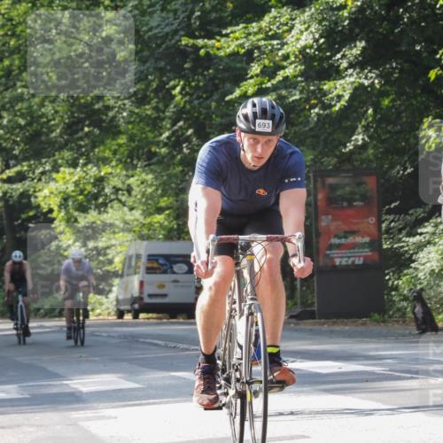 08.09.2024 - Stadtparktriathlon Zöllner http://msf.ph/oto/7006932 08.09.2024 11:40:17 Radfahren 571, 573, 684, 688, 691, 692, 693, 697, 708 meine-sportfotos.de