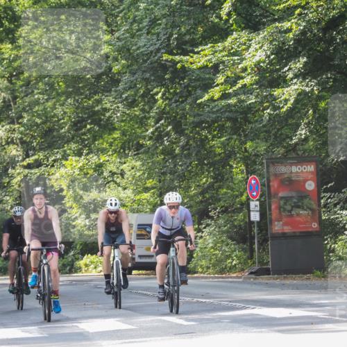 08.09.2024 - Stadtparktriathlon Zöllner http://msf.ph/oto/7006943 08.09.2024 11:40:19 Radfahren 571, 573, 684, 688, 691, 692, 693, 697, 708, 719 meine-sportfotos.de