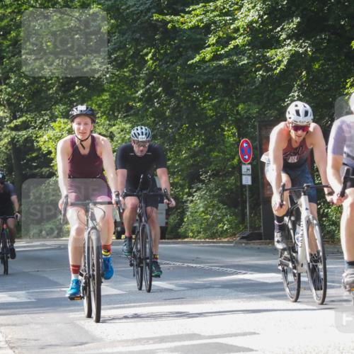 08.09.2024 - Stadtparktriathlon Zöllner http://msf.ph/oto/7006955 08.09.2024 11:40:21 Radfahren 571, 573, 684, 688, 691, 693, 697, 708, 719, 731 meine-sportfotos.de