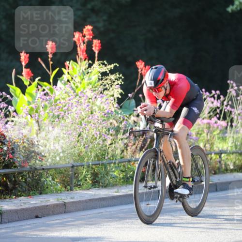 08.09.2024 - Stadtparktriathlon Zöllner http://msf.ph/oto/7006984 08.09.2024 08:49:44 Radfahren 17, 38, 75 meine-sportfotos.de
