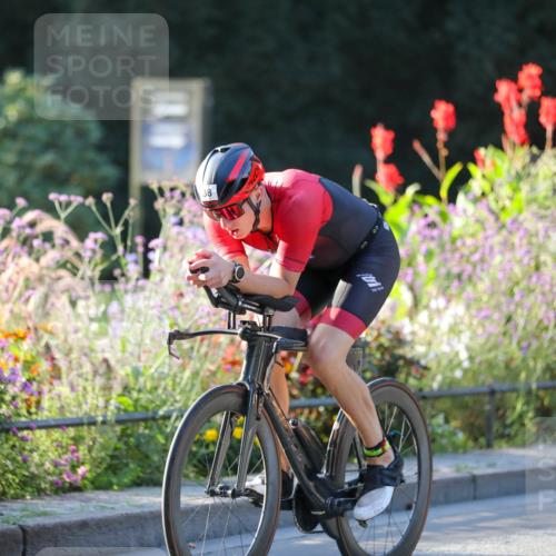 08.09.2024 - Stadtparktriathlon Zöllner http://msf.ph/oto/7006991 08.09.2024 08:49:44 Radfahren 17, 38, 75 meine-sportfotos.de