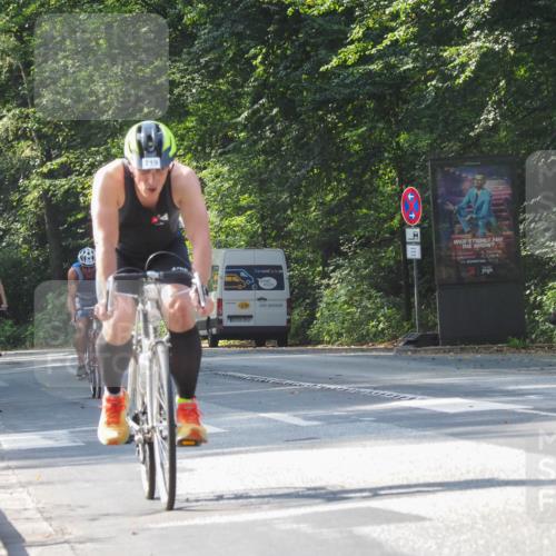 08.09.2024 - Stadtparktriathlon Zöllner http://msf.ph/oto/7006994 08.09.2024 11:40:27 Radfahren 576, 592, 684, 708, 719, 731 meine-sportfotos.de