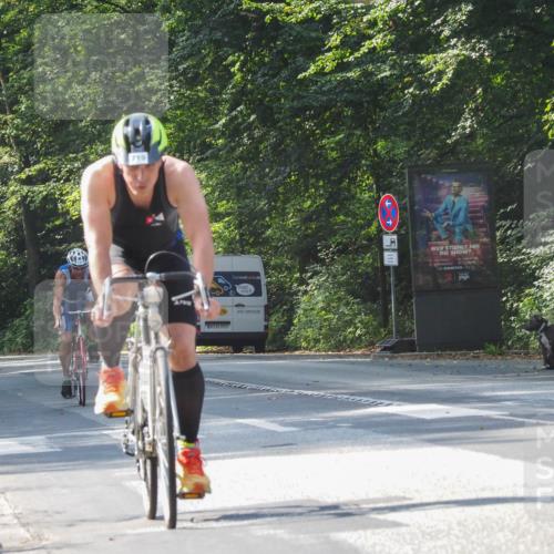 08.09.2024 - Stadtparktriathlon Zöllner http://msf.ph/oto/7007004 08.09.2024 11:40:27 Radfahren 576, 592, 684, 708, 719, 731 meine-sportfotos.de