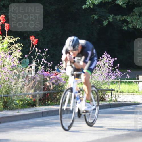 08.09.2024 - Stadtparktriathlon Zöllner http://msf.ph/oto/7007013 08.09.2024 08:49:55 Radfahren 49, 51, 59, 75 meine-sportfotos.de