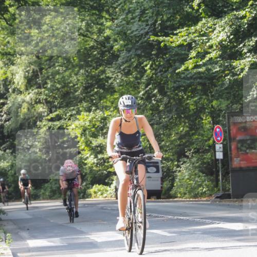 08.09.2024 - Stadtparktriathlon Zöllner http://msf.ph/oto/7007034 08.09.2024 11:40:33 Radfahren 576, 580, 592, 731 meine-sportfotos.de