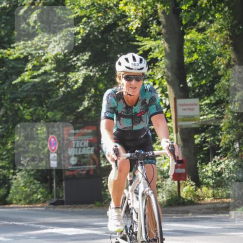 08.09.2024 - Stadtparktriathlon Zöllner http://msf.ph/oto/7007074 08.09.2024 11:40:41 Radfahren 580, 592, 595, 685, 738 meine-sportfotos.de