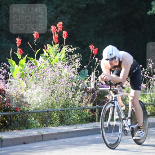 08.09.2024 - Stadtparktriathlon Zöllner http://msf.ph/oto/7007077 08.09.2024 08:50:01 Radfahren 5, 51, 59 meine-sportfotos.de