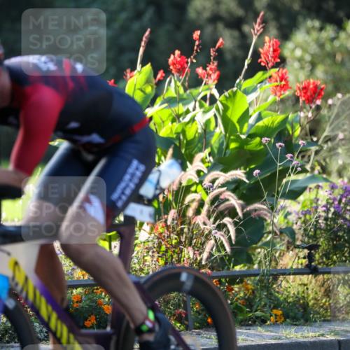 08.09.2024 - Stadtparktriathlon Zöllner http://msf.ph/oto/7007127 08.09.2024 08:50:09 Radfahren 1, 5, 22, 56 meine-sportfotos.de