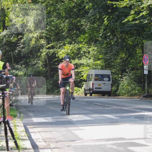 08.09.2024 - Stadtparktriathlon Zöllner http://msf.ph/oto/7007152 08.09.2024 11:41:21 Radfahren 630, 639 meine-sportfotos.de