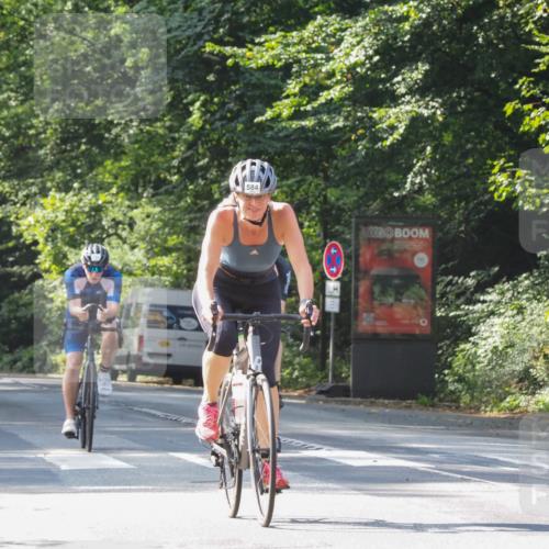 08.09.2024 - Stadtparktriathlon Zöllner http://msf.ph/oto/7007239 08.09.2024 11:41:58 Radfahren 582, 584, 672, 675, 711, 718 meine-sportfotos.de
