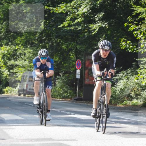 08.09.2024 - Stadtparktriathlon Zöllner http://msf.ph/oto/7007249 08.09.2024 11:41:59 Radfahren 582, 584, 672, 675, 711, 718 meine-sportfotos.de