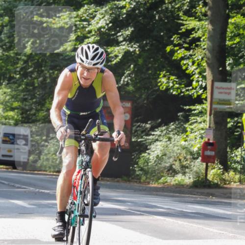 08.09.2024 - Stadtparktriathlon Zöllner http://msf.ph/oto/7007333 08.09.2024 11:42:09 Radfahren 582, 675, 677, 726, 740 meine-sportfotos.de
