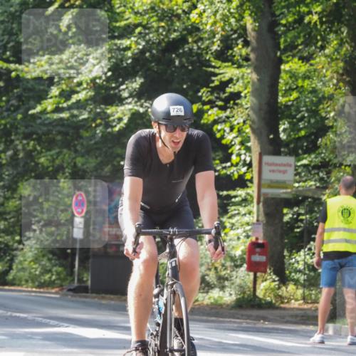 08.09.2024 - Stadtparktriathlon Zöllner http://msf.ph/oto/7007342 08.09.2024 11:42:17 Radfahren 583, 677, 726, 746 meine-sportfotos.de