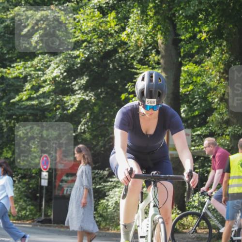 08.09.2024 - Stadtparktriathlon Zöllner http://msf.ph/oto/7007374 08.09.2024 11:42:29 Radfahren 568, 583 meine-sportfotos.de