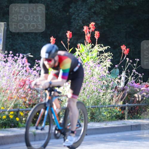 08.09.2024 - Stadtparktriathlon Zöllner http://msf.ph/oto/7007402 08.09.2024 08:50:56 Radfahren 29, 47, 48, 50 meine-sportfotos.de