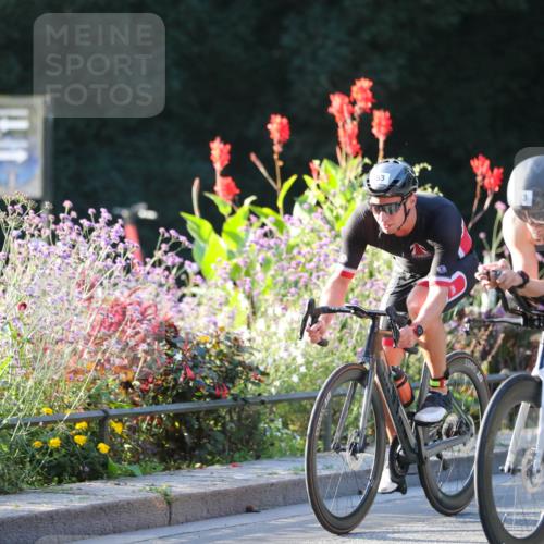 08.09.2024 - Stadtparktriathlon Zöllner http://msf.ph/oto/7007493 08.09.2024 08:51:12 Radfahren 20, 33, 71, 77, 80, 83 meine-sportfotos.de