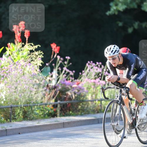 08.09.2024 - Stadtparktriathlon Zöllner http://msf.ph/oto/7007522 08.09.2024 08:51:14 Radfahren 20, 33, 71, 77, 80, 83 meine-sportfotos.de