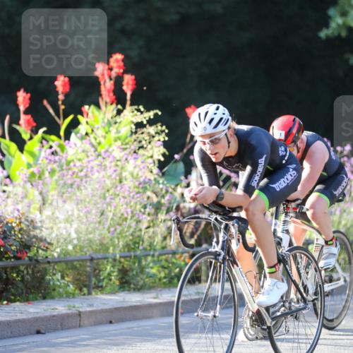 08.09.2024 - Stadtparktriathlon Zöllner http://msf.ph/oto/7007527 08.09.2024 08:51:14 Radfahren 20, 33, 71, 77, 80, 83 meine-sportfotos.de