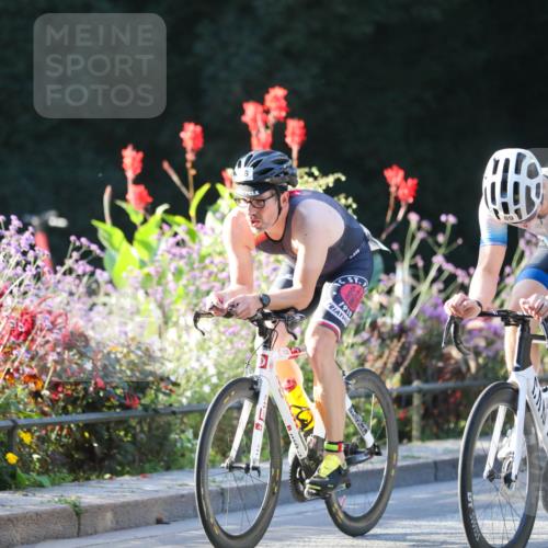08.09.2024 - Stadtparktriathlon Zöllner http://msf.ph/oto/7007602 08.09.2024 08:51:27 Radfahren 25, 26, 39, 89 meine-sportfotos.de