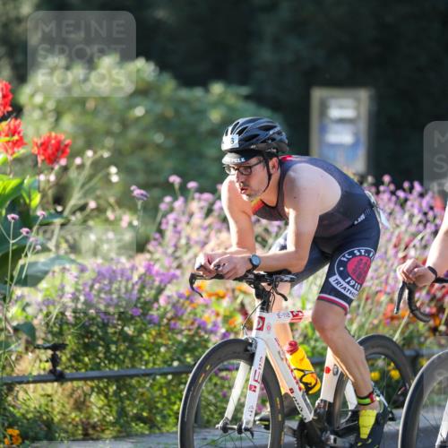 08.09.2024 - Stadtparktriathlon Zöllner http://msf.ph/oto/7007611 08.09.2024 08:51:28 Radfahren 25, 26, 39, 89 meine-sportfotos.de