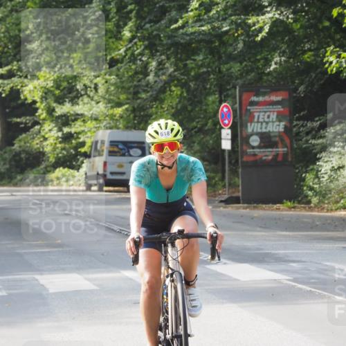 08.09.2024 - Stadtparktriathlon Zöllner http://msf.ph/oto/7007618 08.09.2024 11:51:21 Radfahren 618, 639, 689 meine-sportfotos.de