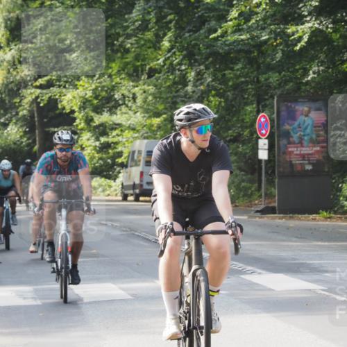 08.09.2024 - Stadtparktriathlon Zöllner http://msf.ph/oto/7007650 08.09.2024 11:51:34 Radfahren 581, 586, 589, 686, 701, 702, 704 meine-sportfotos.de